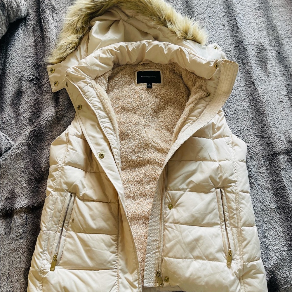 Banana Republic parka vest